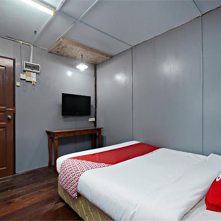 Oyo 89646 Panvill Resort Kampong Pasir Bogak Zewnętrze zdjęcie