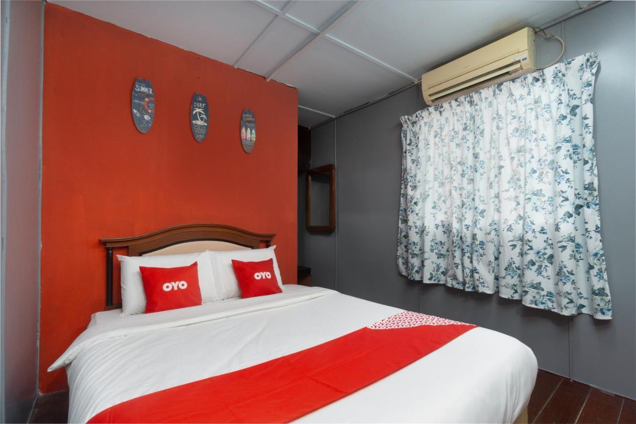 Oyo 89646 Panvill Resort Kampong Pasir Bogak Zewnętrze zdjęcie