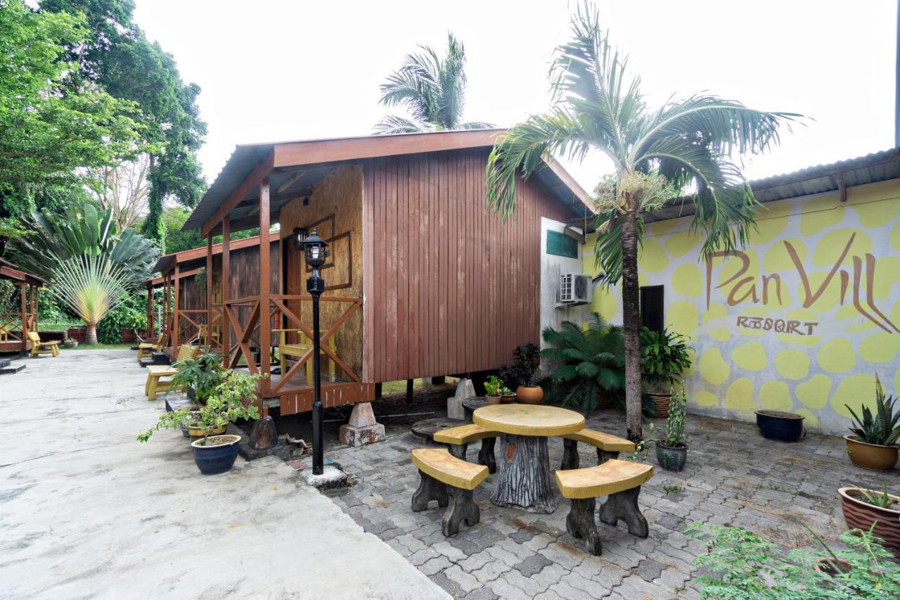 Oyo 89646 Panvill Resort Kampong Pasir Bogak Zewnętrze zdjęcie