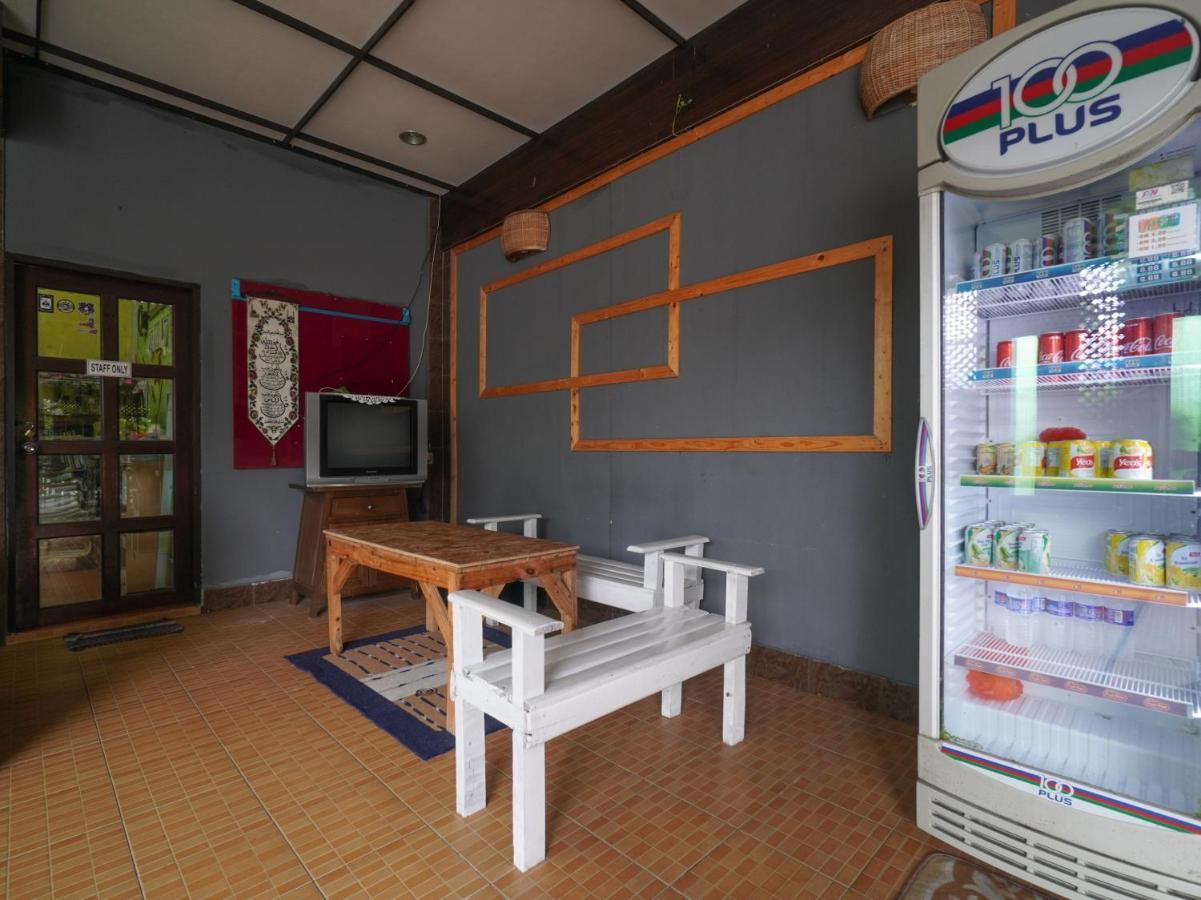 Oyo 89646 Panvill Resort Kampong Pasir Bogak Zewnętrze zdjęcie